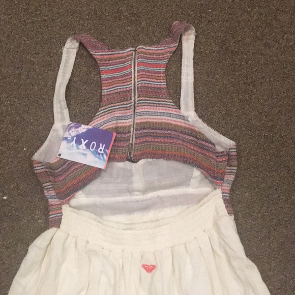 NWT Beautiful Roxy Summer Dress! - Picture 3 of 4